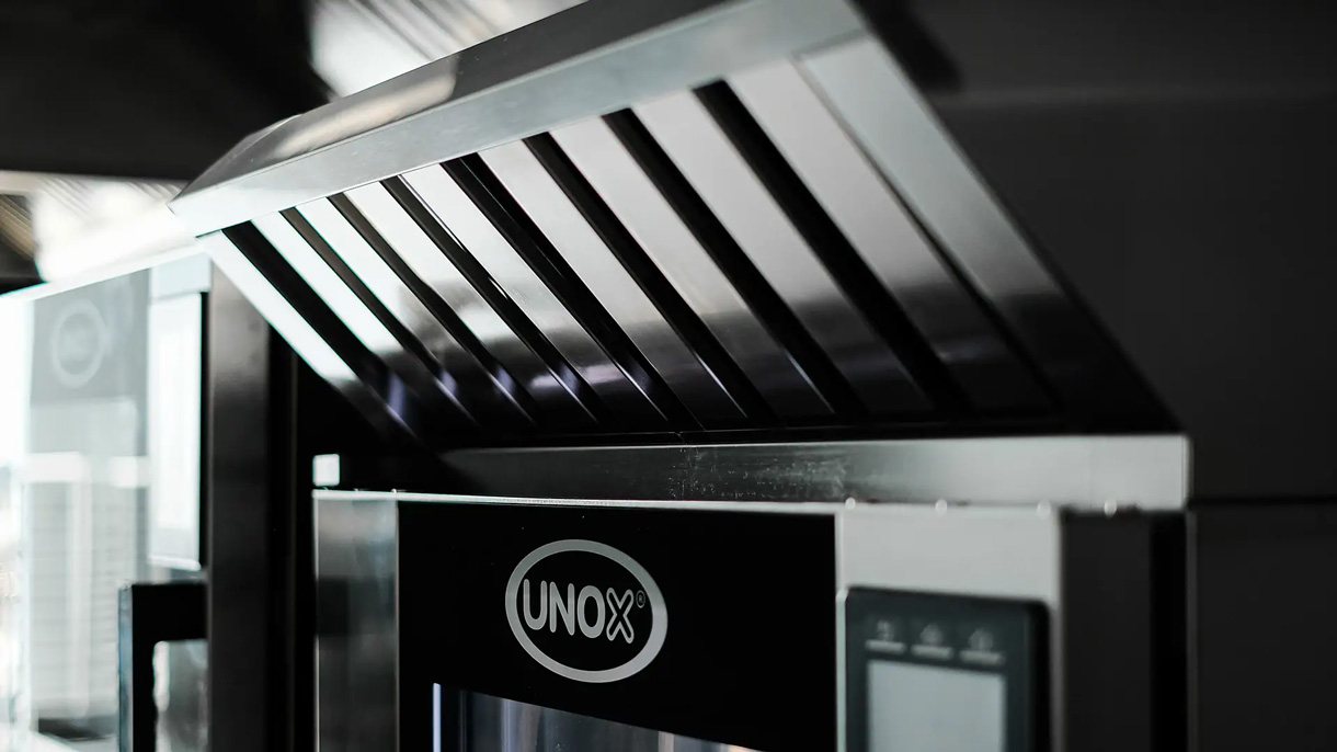 Um forno comercial precisa sempre de exaustor? Quando é obrigatório e quando não é